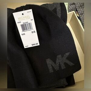 Michael Kors New in box matching hat & scarf set unisex